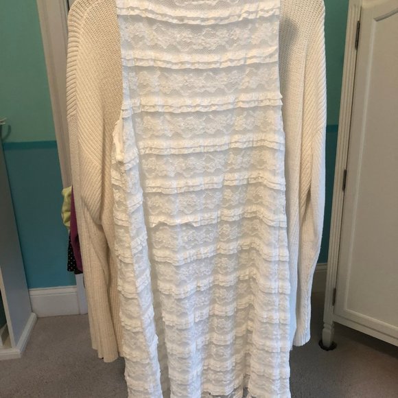 White lace patterned tank dress - Picture 2 of 3